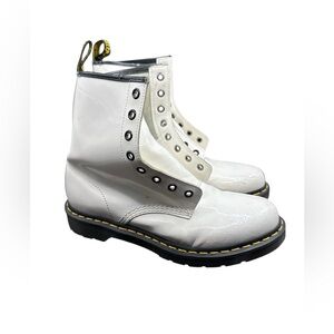 Dr. Martens White Leather Combat Boots White Dr. Martens 8-Eye Boots size 10